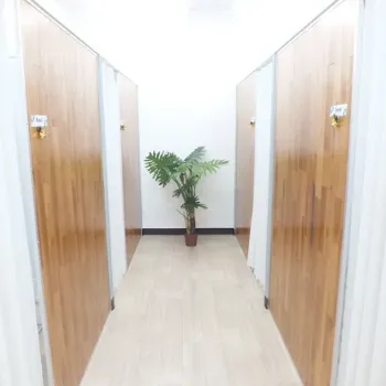 ミライ 沖縄3店舗のサロン脱毛を受ける店舗の廊下