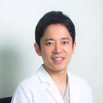 牧野医院 美容外科・形成外科の二重整形を担当する医師
