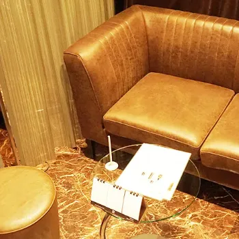 新宿TAクリニックのクマ取り整形を受ける前のカウンセリングルーム