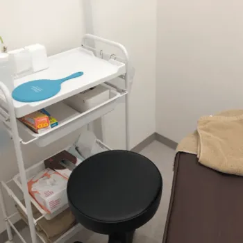 BAO CLINIC 心斎橋院のジェントルマックスプロによる施術を受ける医院の院内の様子