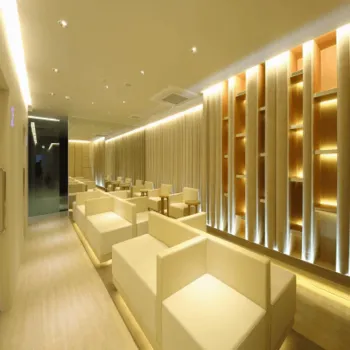 アサイクリニックのジェントルマックスプロによる施術を受ける前の待合室