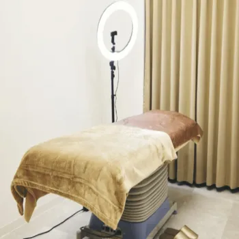 アサイクリニックのジェントルマックスプロによる施術を受ける施術室