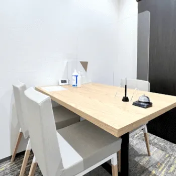 レジーナクリニック 巣鴨付近1院の都度払いの医療脱毛を受ける前のカウンセリングルーム