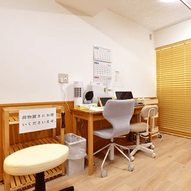 巣鴨千石皮ふ科の都度払いの医療脱毛を受ける前の診察室