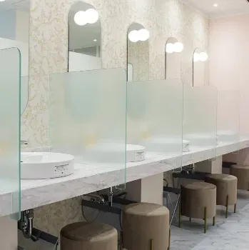 ルラ美容クリニック 東京7院のほくろ除去を受けた後のパウダールーム