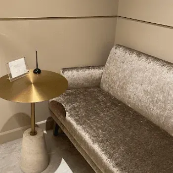 聖心美容クリニック 東京2院のほくろ除去を受ける前の待合室