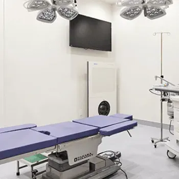 聖心美容クリニック 東京2院のほくろ除去を受ける施術室