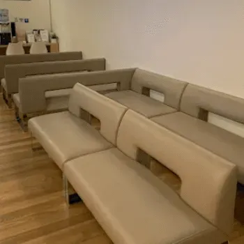 シロノクリニック 東京2院のほくろ除去を受ける前の待合室