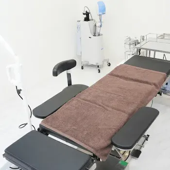 東京美容外科 東京4院のほくろ除去を受ける手術室