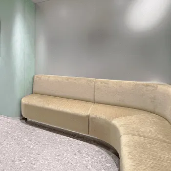 フレイアクリニック 豊洲付近1院の都度払いの医療脱毛を受ける前の待合室