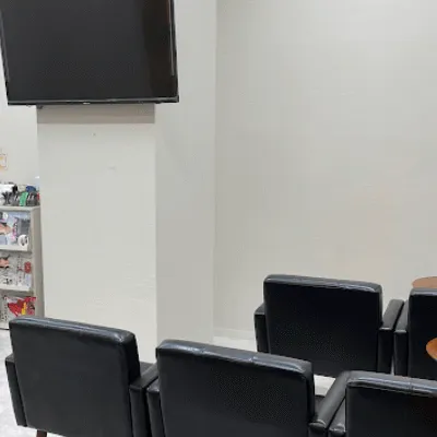 TCB東京中央美容外科 早稲田付近1院の都度払いの医療脱毛を受ける前の待合室