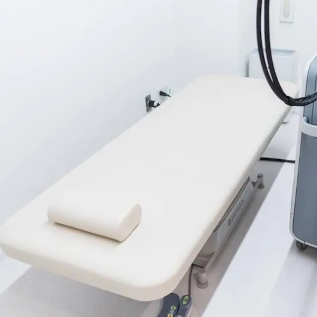 VERDE CLINIC お茶の水の医療脱毛を受ける施術室