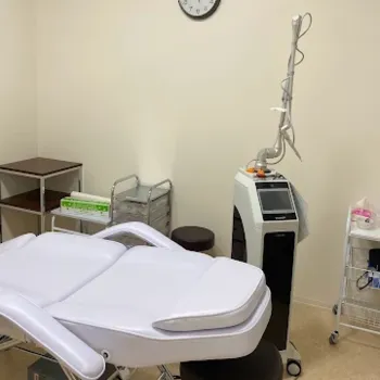 くみこクリニックの脂肪溶解注射を受ける施術室