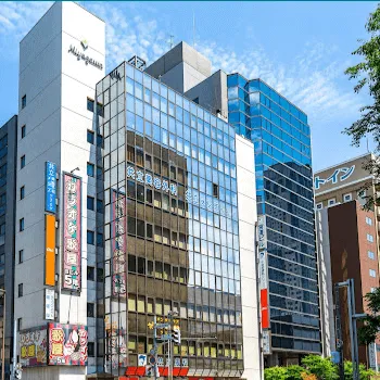 共立美容外科 札幌院の脂肪溶解注射を受けるクリニックが入っているビルの外観