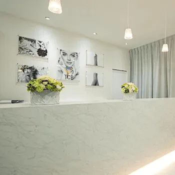 TCB東京中央美容外科 全国104院のケミカルピーリングを受ける前の受付