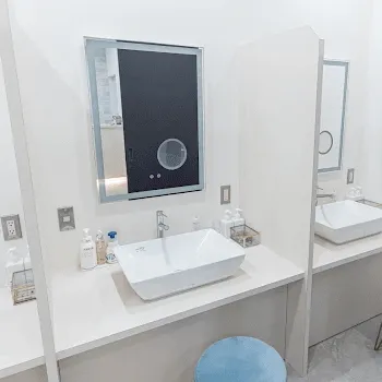 デイリースキンクリニック 福岡院のデンシティを受けた後のパウダールーム