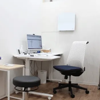 トータルスキンクリニックのデンシティを受ける診察室