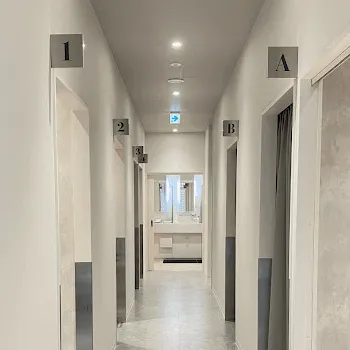 R脱毛クリニックのジェントルマックスプロの都度払いによる施術を受ける前の廊下