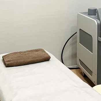 レジーナクリニック 福岡1院のジェントルマックスプロの都度払いによる施術を受ける施術室