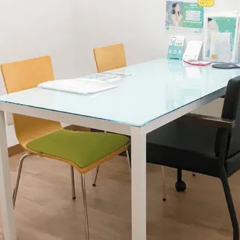 ヴァージンクリニック 福岡院のジェントルマックスプロの都度払いによる施術を受ける前のカウンセリングルーム