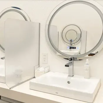 ルラ美容クリニック 福岡2院のヒアルロン酸注射を受ける前の待合室