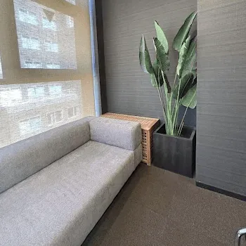 ガーデンクリニック 福岡院の刺青除去を受ける前の待合室