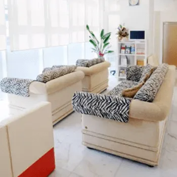 共立美容外科 福岡院の刺青除去を受ける前の待合室