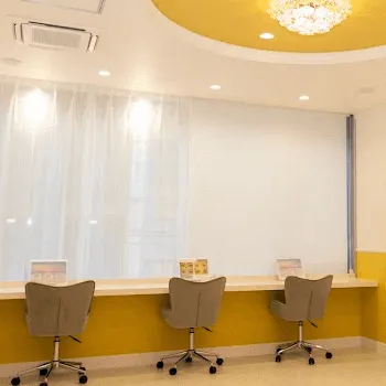 ルラ(LULA)美容クリニック 福岡2院の刺青除去を受ける前の待合室