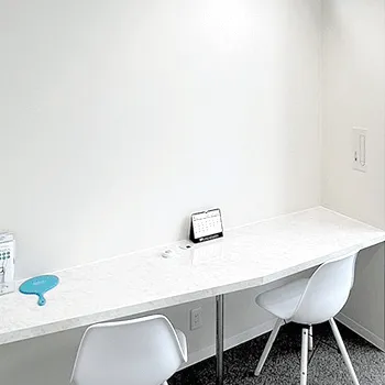 ReBeAS CLINICの刺青除去を受ける前のカウンセリングルーム