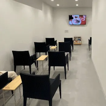 TCB東京中央美容外科 福岡3院の刺青除去を受ける前の待合室