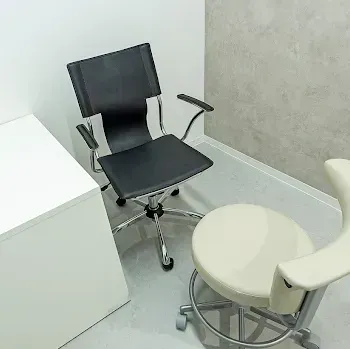 TCB東京中央美容外科 福岡3院の肩ボトックスを受ける前の診察室