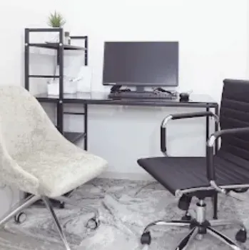 水の森美容クリニック 福岡院のヒアルロン酸注射を受ける前の待合室