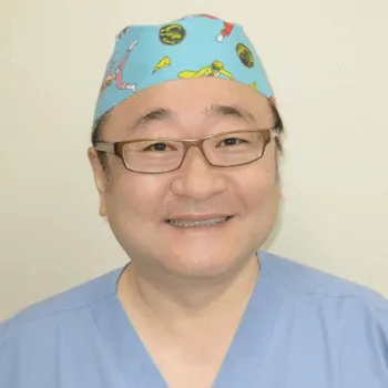 姫路さくらクリニック の刺青除去を受ける前の診察を担当する医師