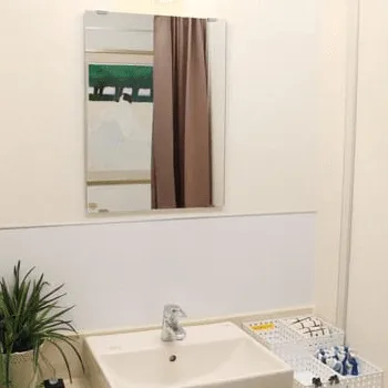 いしい形成クリニックの刺青除去を受けた後のパウダールーム