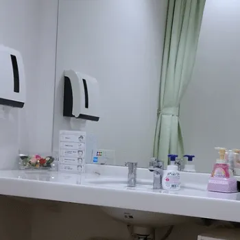 皮フ科内科クリヤマクリニックの刺青除去を受けた後のパウダールーム