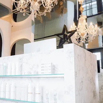 REJU Beauty Clinicの刺青除去を受ける前の受付