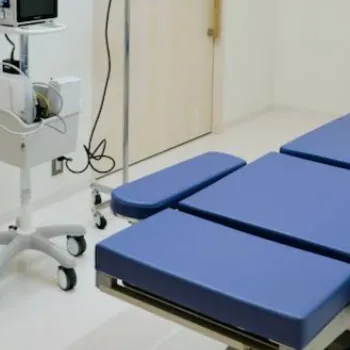 eクリニック 金沢本院の肩ボトックスを受ける施術室