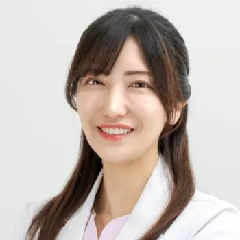 金沢ふたえのクリニックf-clinicの肩ボトックスを担当する医師