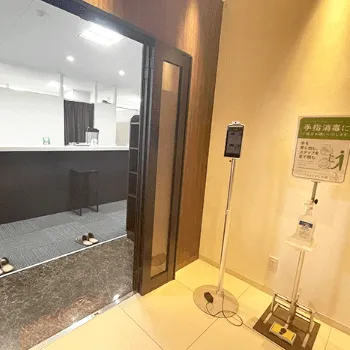 金沢中央クリニックの刺青除去を受けるクリニックの入り口