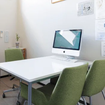 小林クリニックの刺青除去を受ける前のカウンセリングルーム