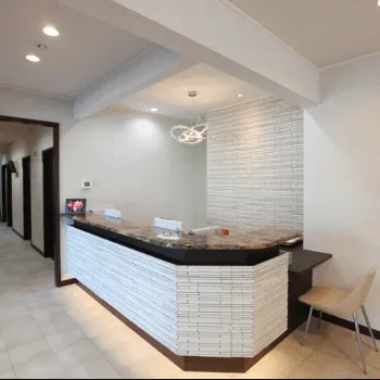 畷形成外科の刺青除去を受ける前の受付