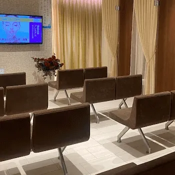 品川スキンクリニック 神戸院のケミカルピーリングを受ける前の待合室