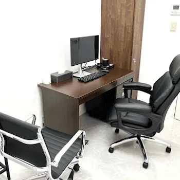 湘南美容クリニック 神戸三宮院のデンシティを受ける前の診察室