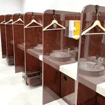 湘南美容クリニック 神戸三宮院のヒアルロン酸注射を受ける前の待合室