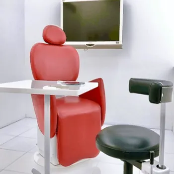 ルネッサンス美容外科医院 神戸院の肩ボトックスを受ける前の診察室