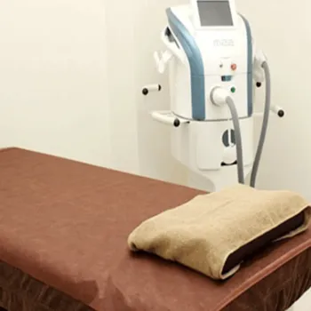 あや皮フ科クリニックのデンシティを受ける施術室