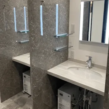 はなふさ皮膚科・美容皮膚科 京都院のデンシティを受けた後のパウダールーム