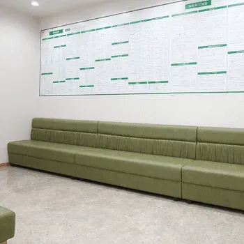 よつば会クリニック 京都2院のデンシティを受ける前の待合室