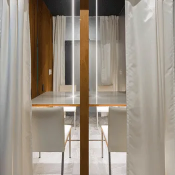 かばしまクリニックの刺青除去を受けた後のパウダールーム