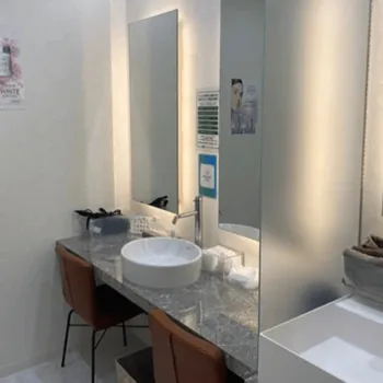 ヴァージンクリニック京都院の肩ボトックスを受けた後のパウダールーム